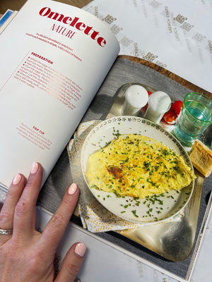 At the Table in Paris - Recipes from the Best Cafes and Bistros