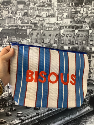 Bisous Pouch