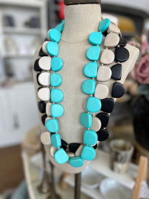 Sandy Necklace - Stone / Black / Aqua