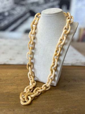 Bower Necklace - Cream