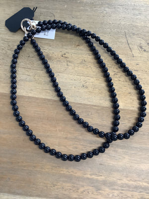 Nala Phone Chain - Black/White