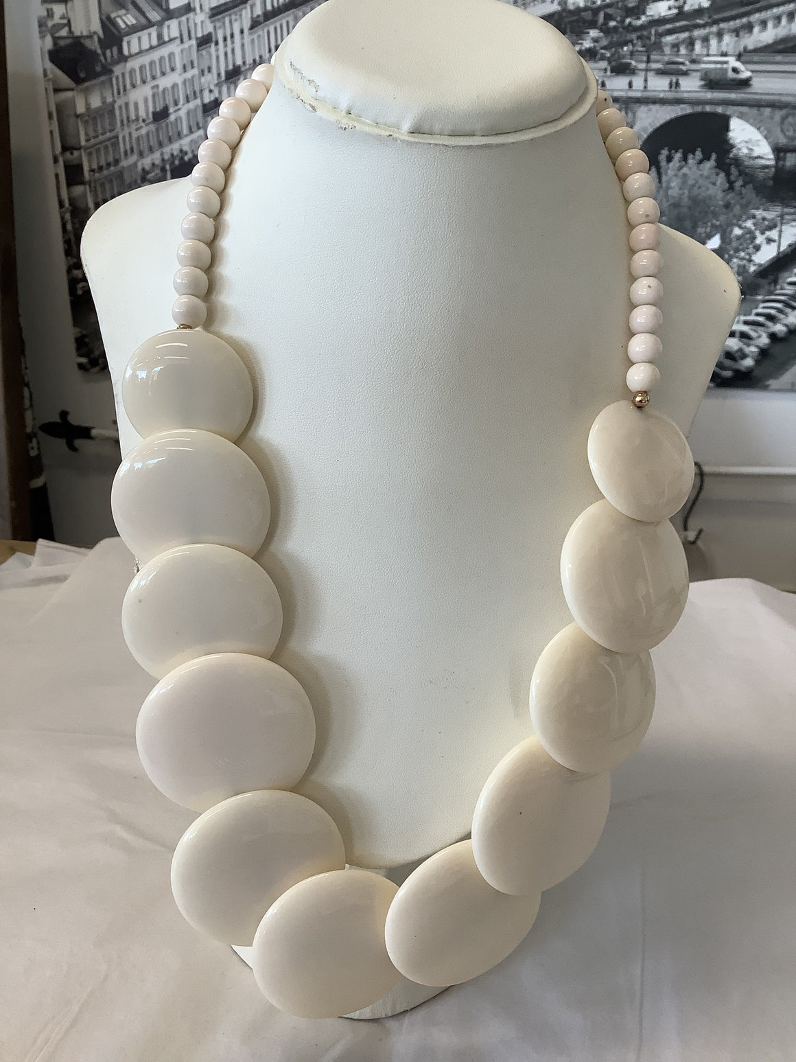 Ombré Necklace - Ivory