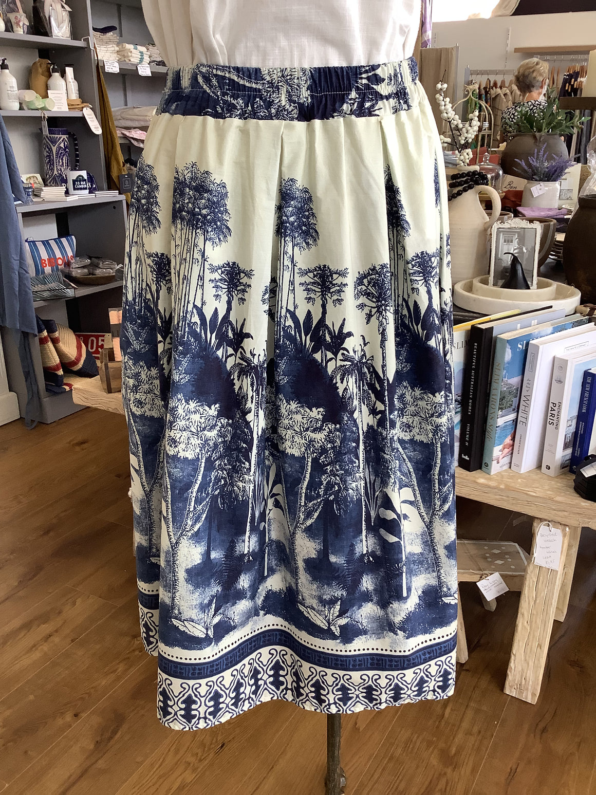 Made in Italy Tropical Print Skirt